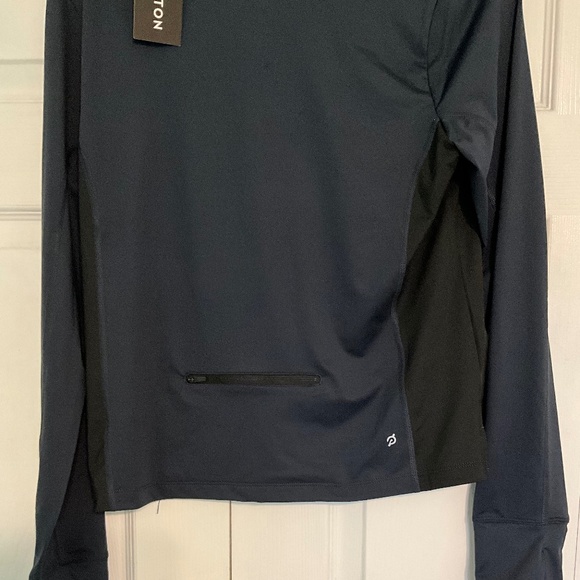NWT Peloton long sleeve warm up shirt Navy L with zipper pouch - Picture 4 of 6